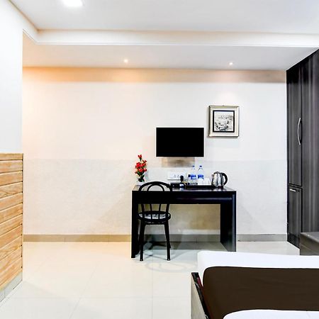 Super Collection O Behala Hotel Bhasa Екстериор снимка