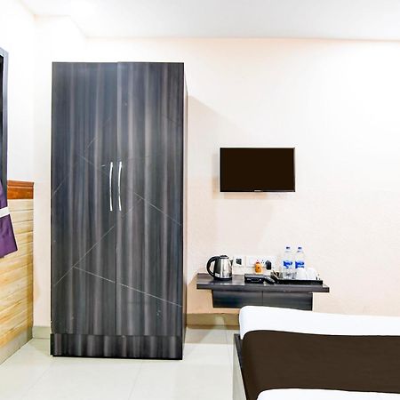 Super Collection O Behala Hotel Bhasa Екстериор снимка