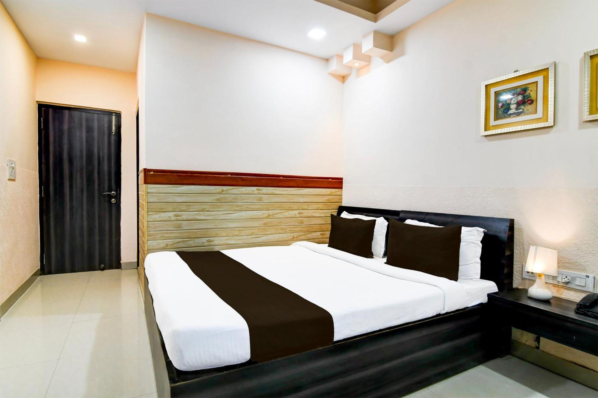 Super Collection O Behala Hotel Bhasa Екстериор снимка