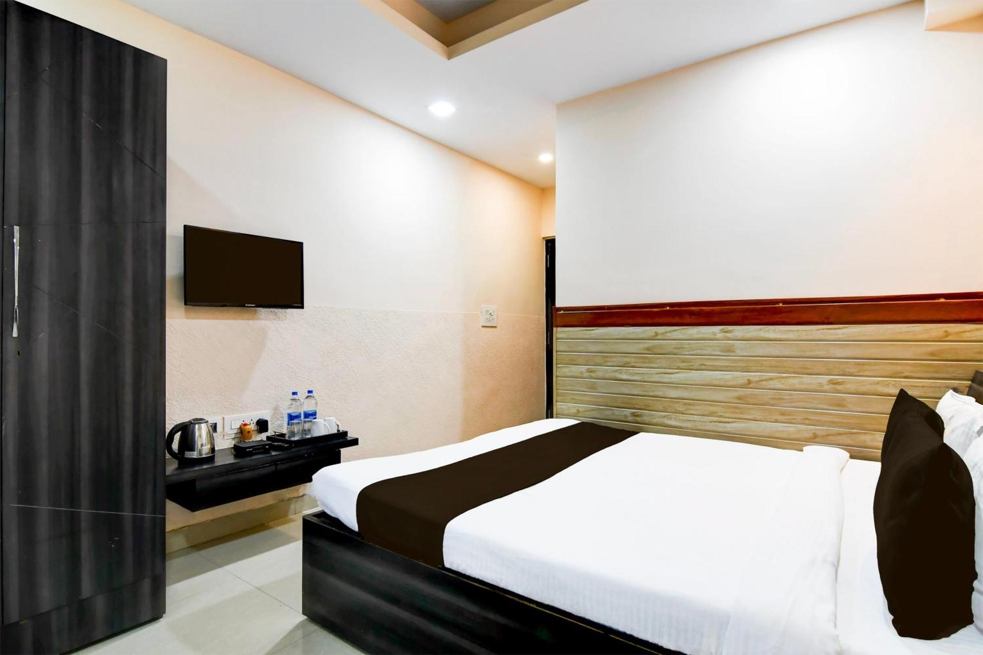 Super Collection O Behala Hotel Bhasa Екстериор снимка