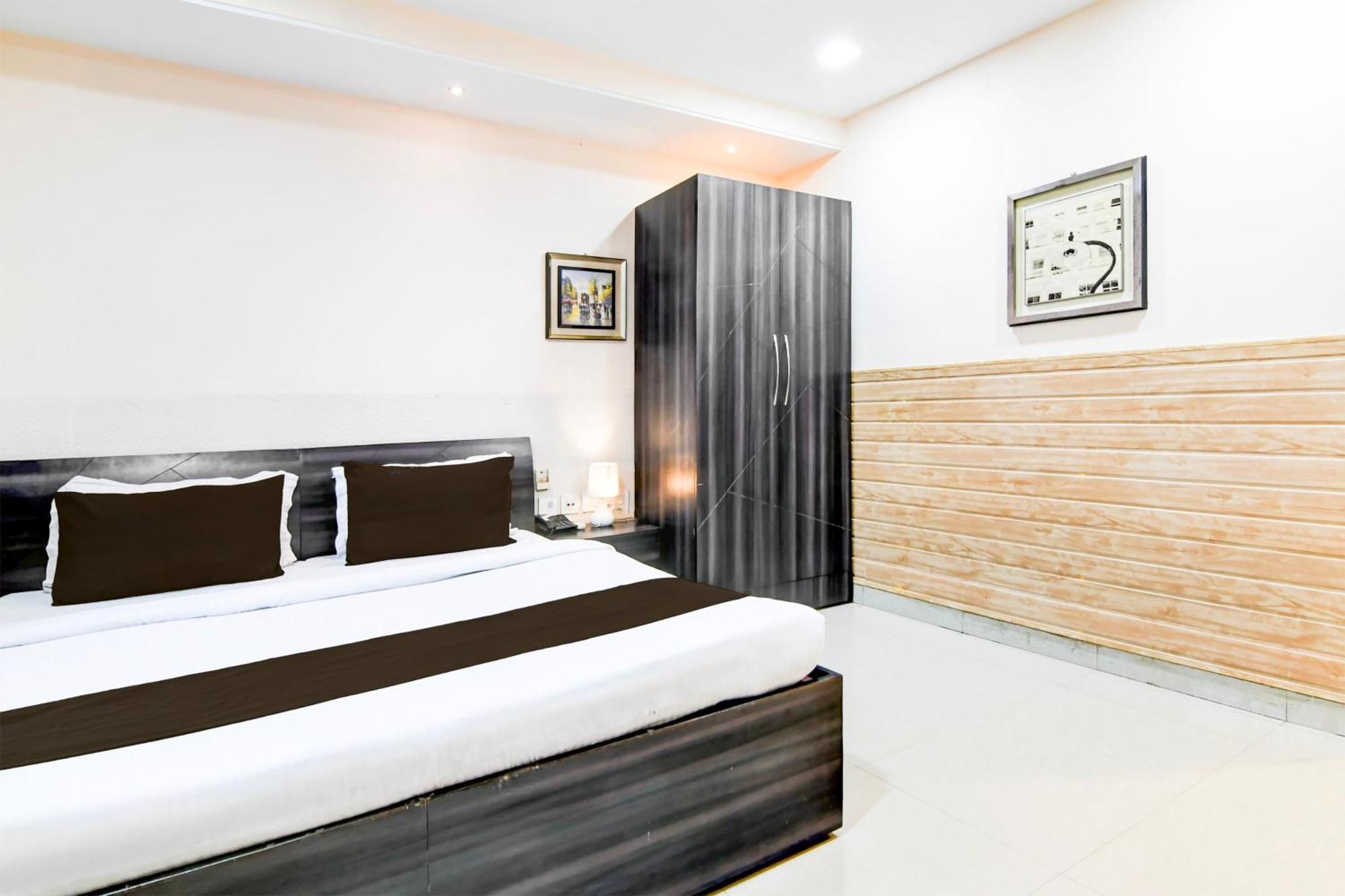 Super Collection O Behala Hotel Bhasa Екстериор снимка