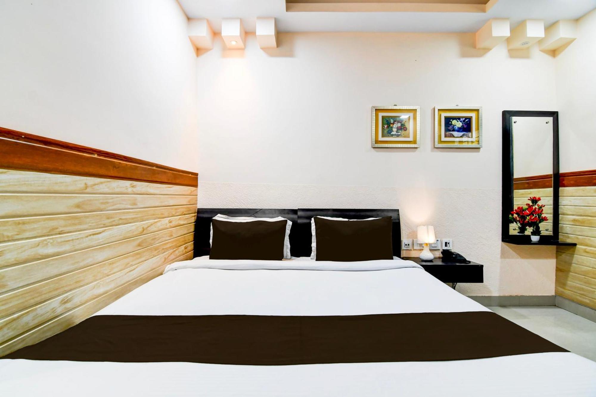 Super Collection O Behala Hotel Bhasa Екстериор снимка