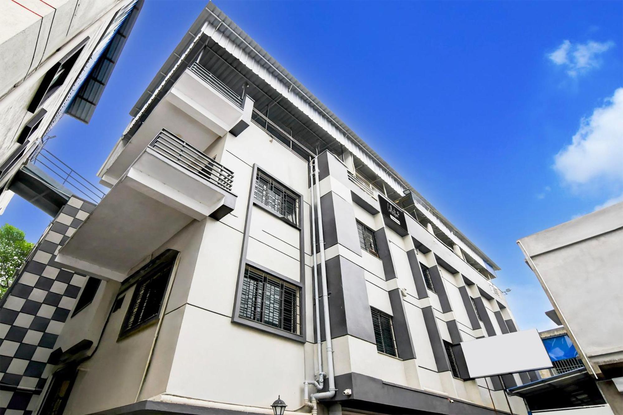Super Collection O Behala Hotel Bhasa Екстериор снимка